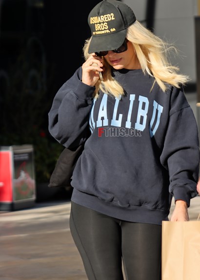 Ελένη Μενεγάκη εμφάνιση 