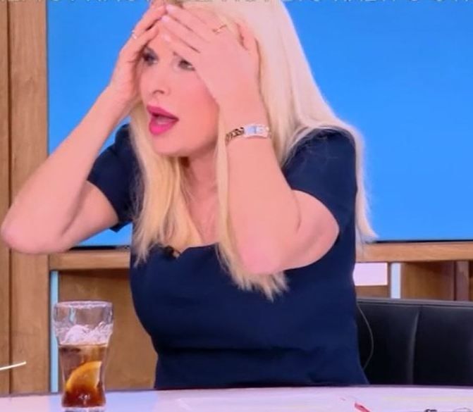 Ελένη Μενεγάκη αϋπνία