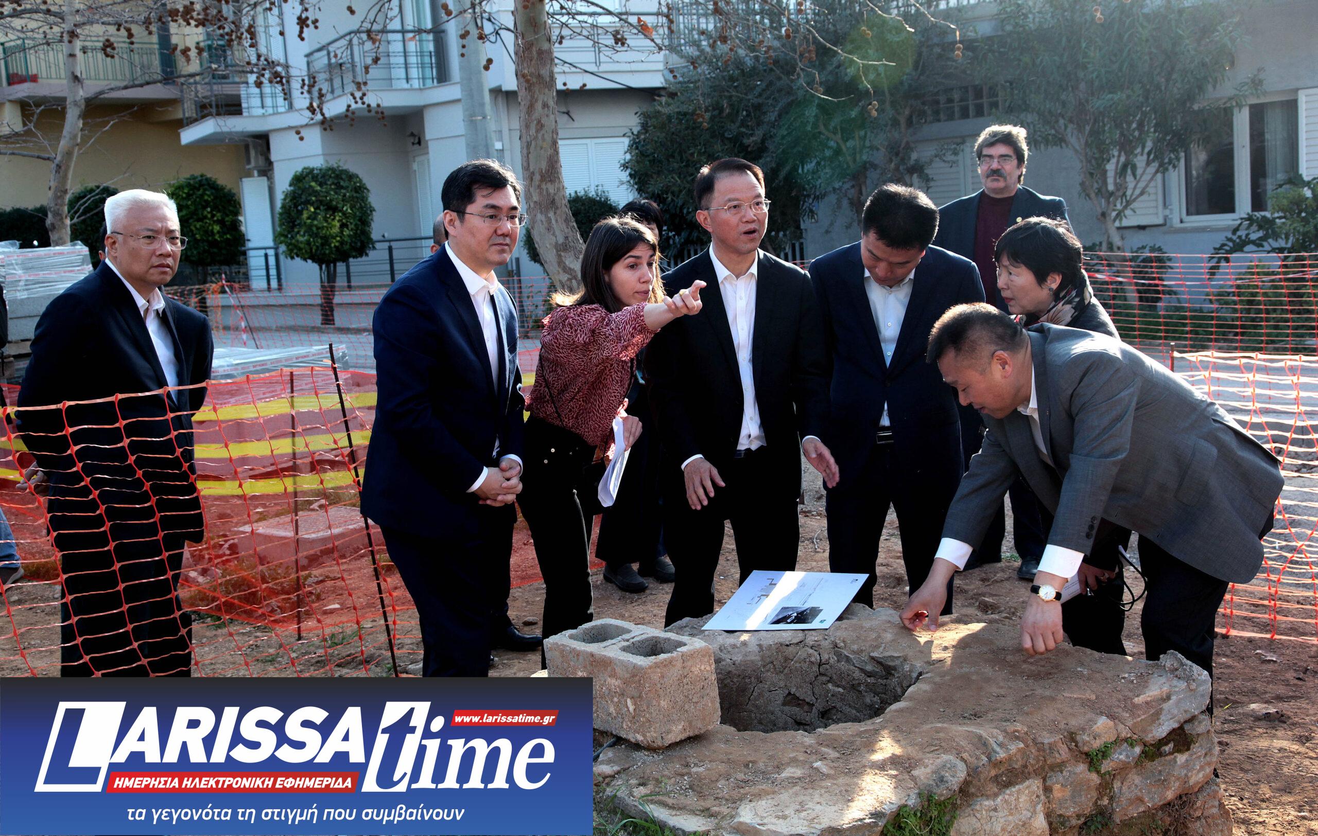 49 Επίσκεψη κινεζικής αντιπροσωπείας στα έργα του Αδριάνειου Υδραγωγείου