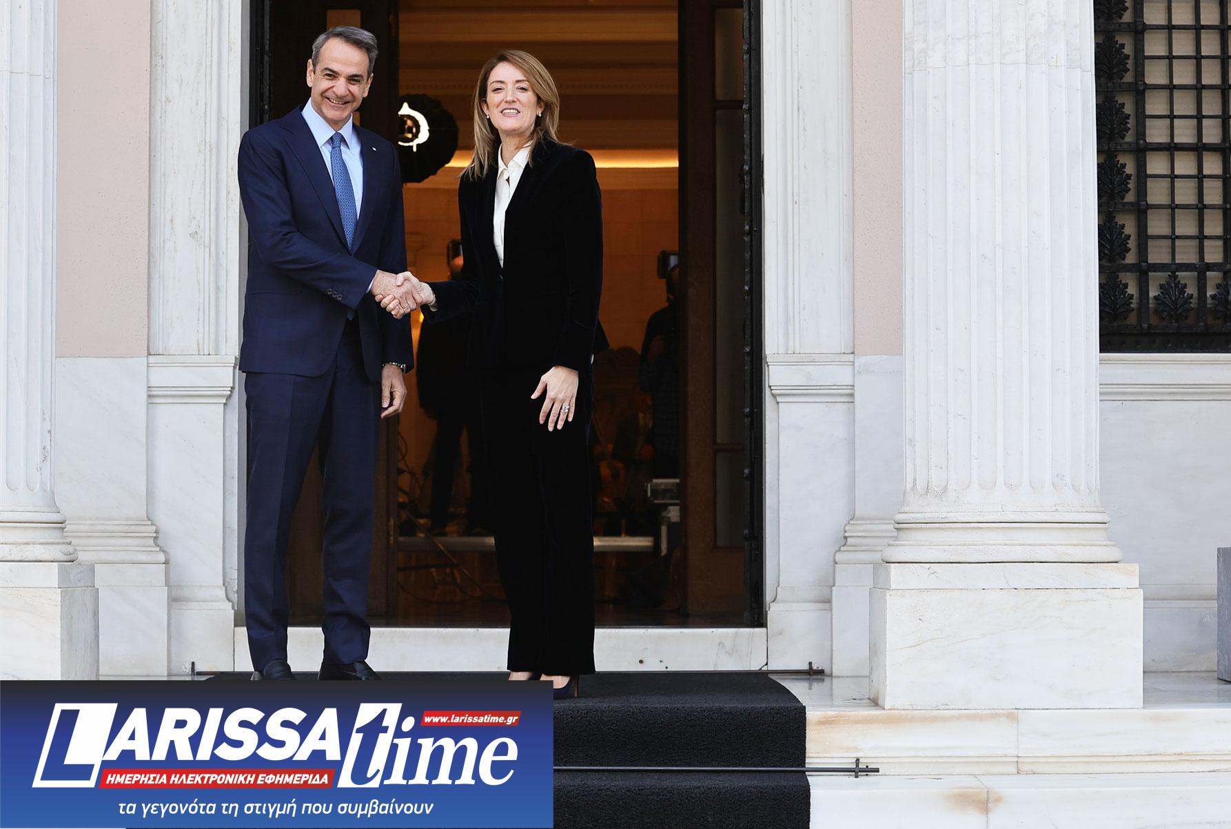 Κυβέρνηση: Με το βλέμμα στην ευρωκάλπη-1