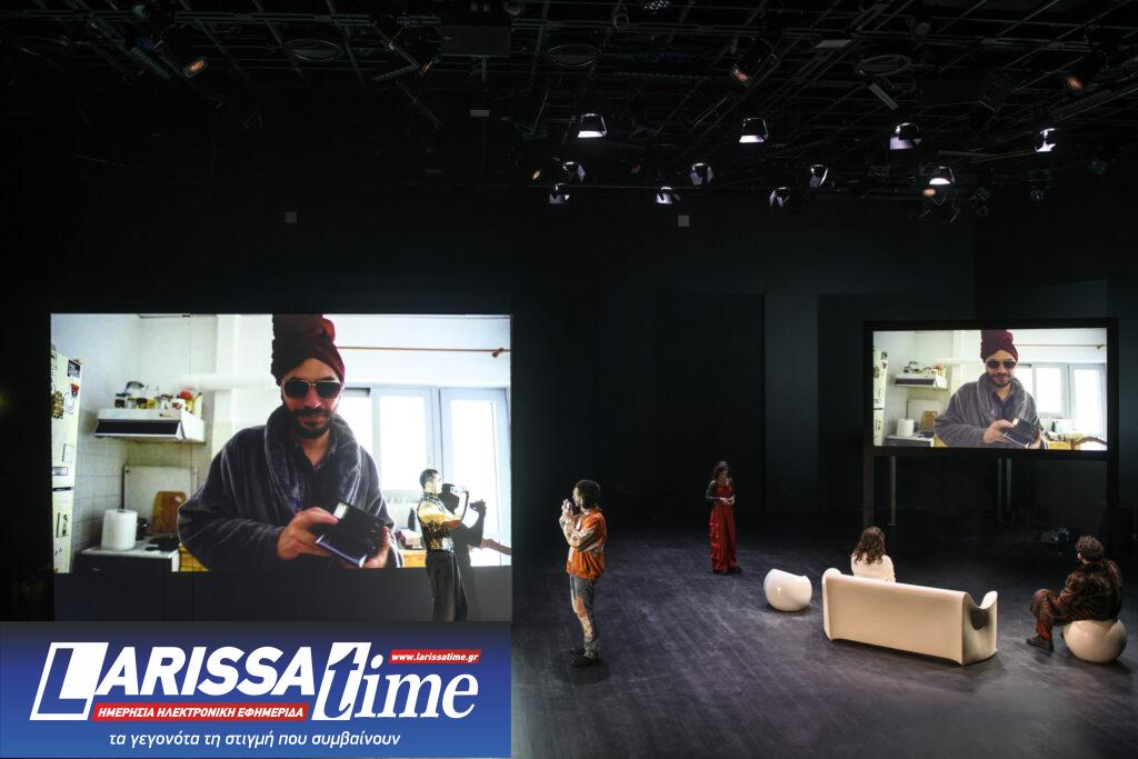 “Generation Lost”: Μια παράσταση για όλους τους παγιδευμένους σε σώματα ενηλίκων εφήβους