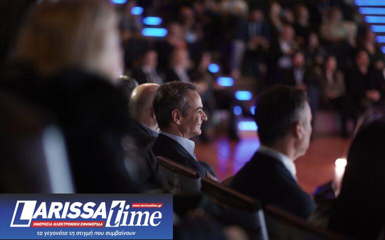 Ν.Δ.: Το σύνδρομο του αόρατου αντιπάλου