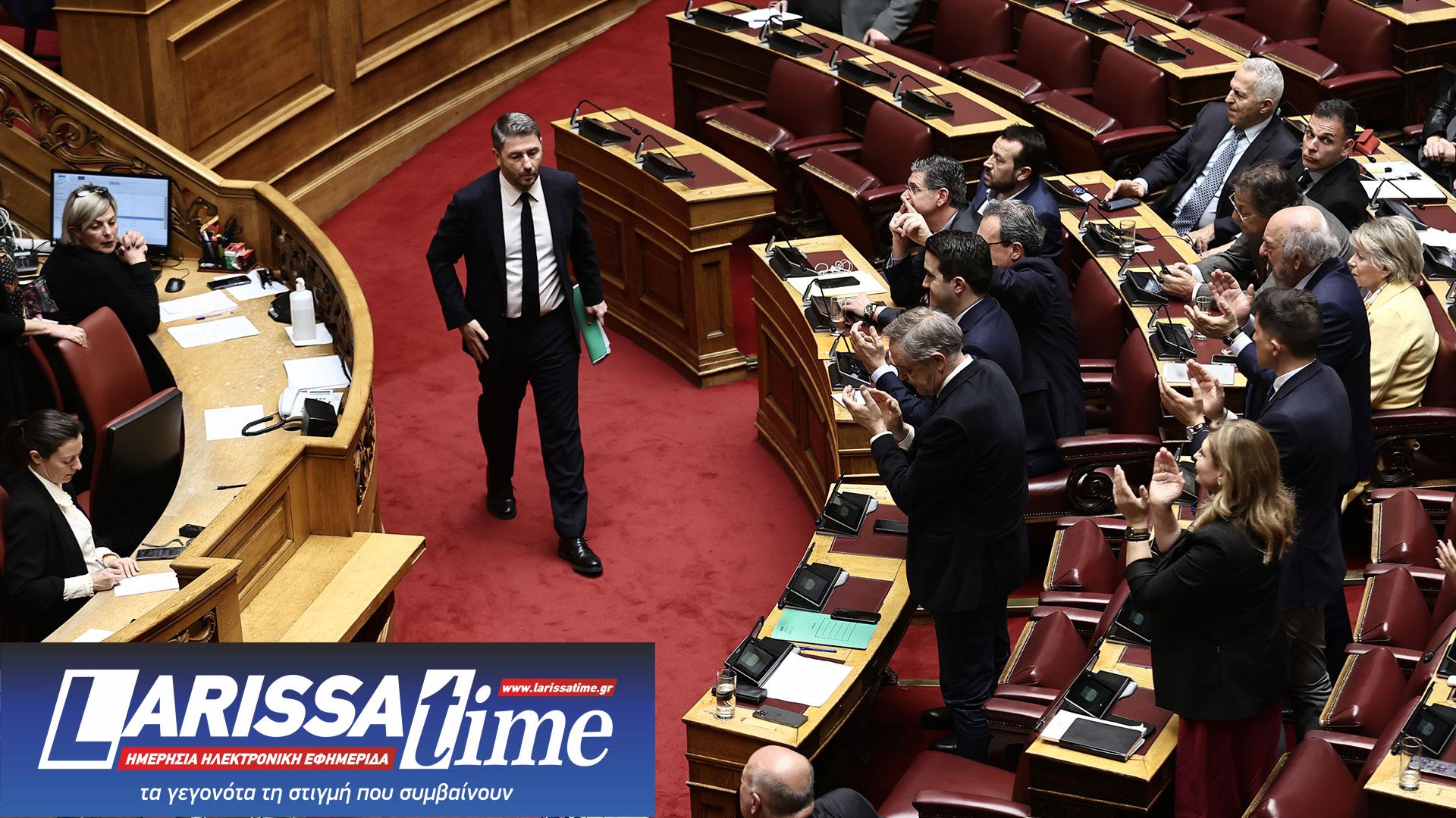 Πρόταση δυσπιστίας με υπογραφές από 4 κόμματα – Τα επομενα βήματα-1