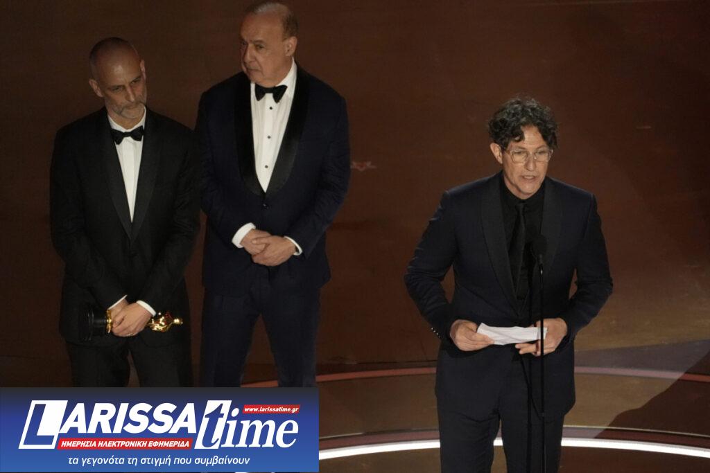 Όσκαρ 2024 – Τα highlights της βραδιάς: Το φερμουάρ της Έμμα Στόουν, ο γυμνός Τζον Σένα και τα καρφιά του Τζίμι Κίμελ