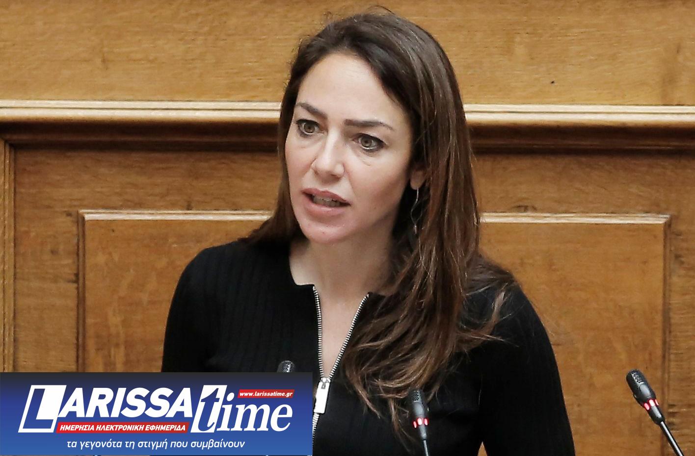 Πρόταση δυσπιστίας: Αυλαία με επίθεση στην αντιπολίτευση-2