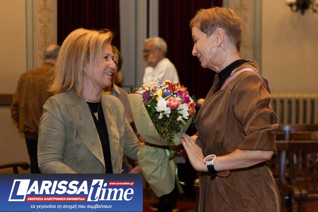 Διάλεξη της Λένας Διβάνη στον «Παρνασσό» για τους σκοπούς της Πόρτας Ανοιχτής