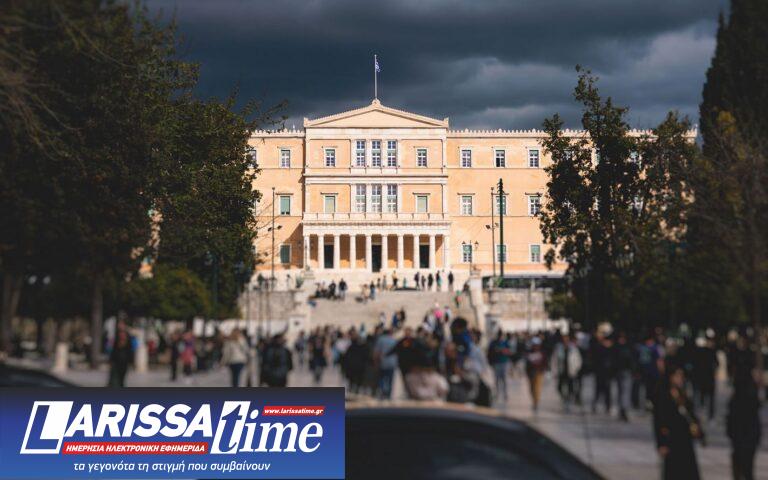 Δημοσκόπηση: Πρώτη αλλά με φθορά η Ν.Δ., δεύτερος ο ΣΥΡΙΖΑ