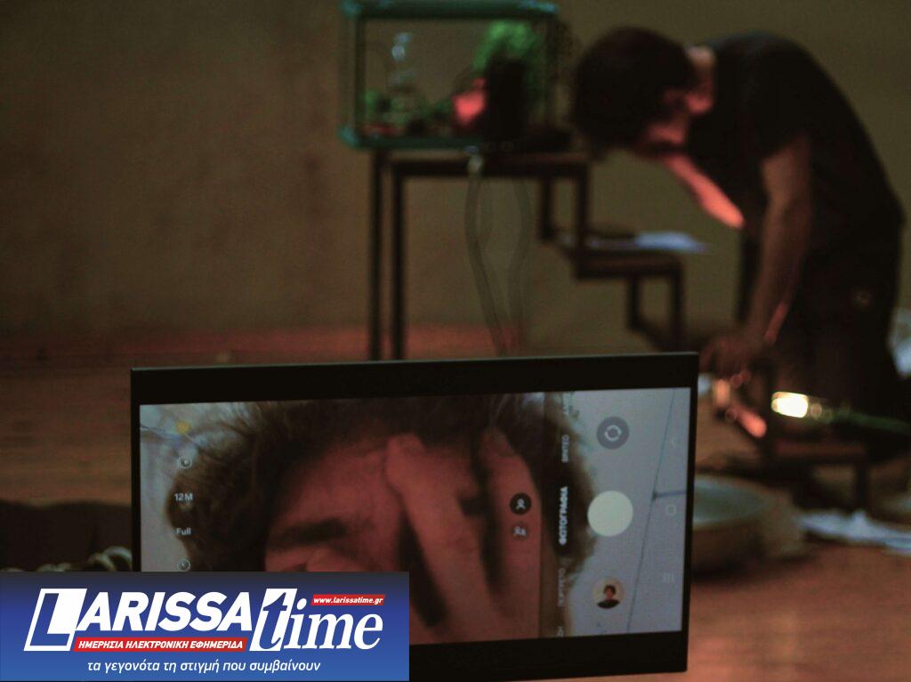 «Γράμμα στον πατέρα» του Φραντς Κάφκα σε σκηνοθεσία Πηνελόπης Φλουρή στο H.ug