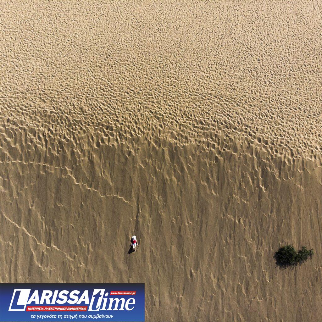 “Ελεύθερη ροή: Ένα βλέμμα στη Λήμνο”: Έκθεση με έργα του Χρ. Δημητρίου στον Χώρο Τέχνης Ώχρα Μπλε