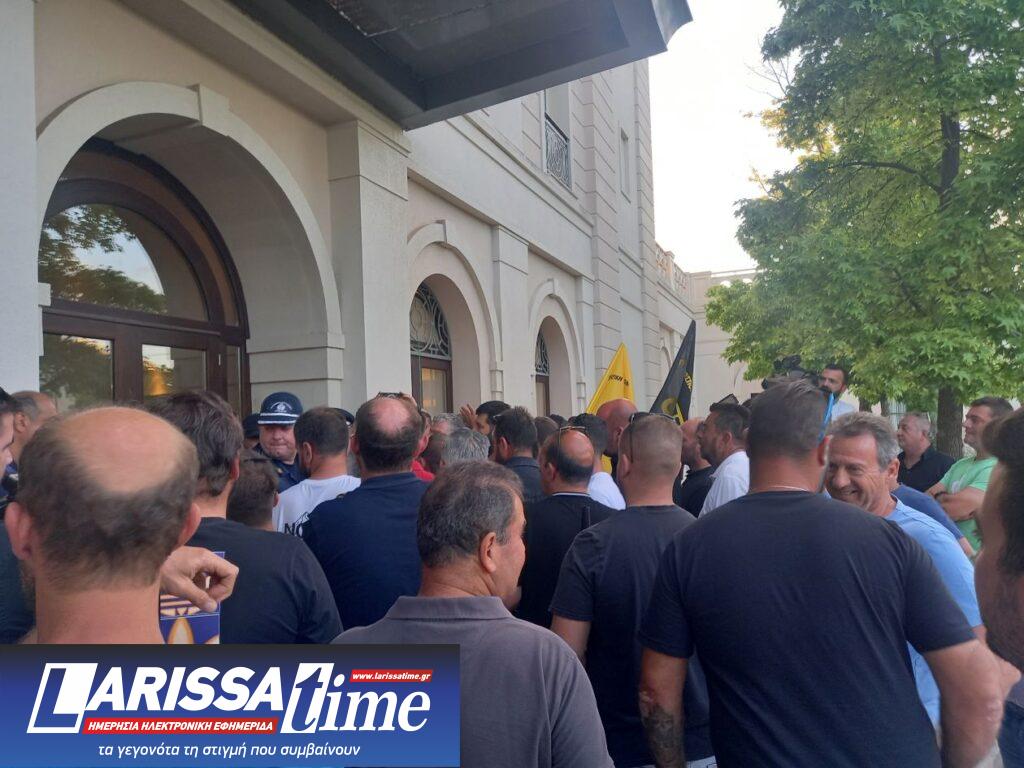 Λάρισα: Σύσκεψη με Κ. Χατζηδάκη και Λ. Αυγενάκη – Επί τάπητος η πορεία ανασυγκρότησης της Θεσσαλίας