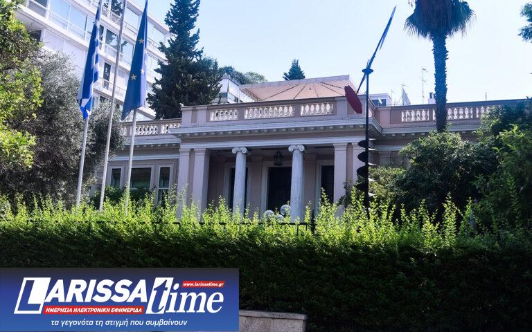 Παραγωγή έργου απέναντι στην τοξικότητα από το Μαξίμου – Το διακύβευμα των ευρωεκλογών