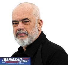 Εντός και Εκτός: Η πρέσβειρα της Ελλάδας στην ορκωμοσία Πούτιν-1