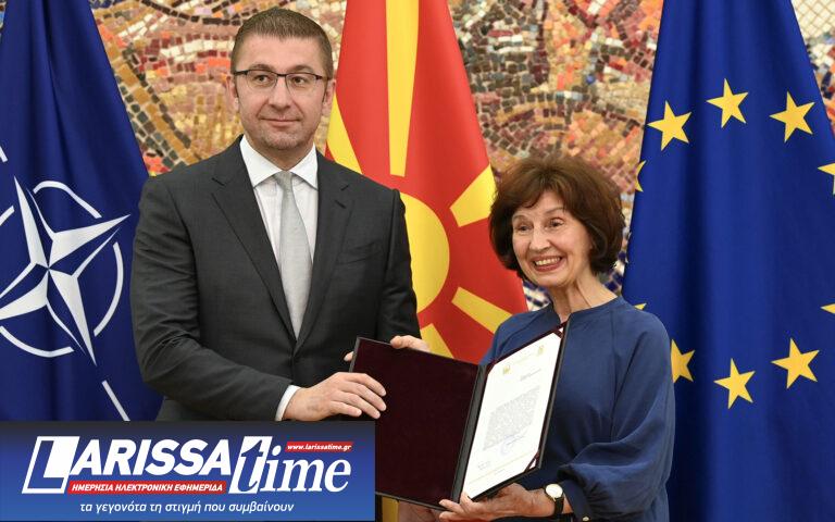 Οι λεονταρισμοί και τα αδιέξοδα των Σκοπίων – Τι διαπιστώνει η Αθήνα από τη στάση του Μίτσκοσκι