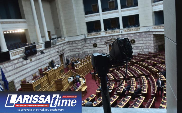 Συμπόρευση των προοδευτικών κομμάτων ζητούν 4 πανεπιστημιακοί – Τι γράφουν Κοντιάδης, Λιάκος, Μαραντζίδης, Σωτηρέλης