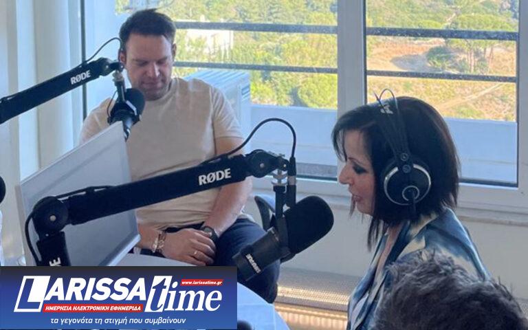 Στ. Κασσελάκης: Η επεισοδιακή συνέντευξη, ο «πόλεμος» ανακοινώσεων και η απάντηση της δημοσιογράφου