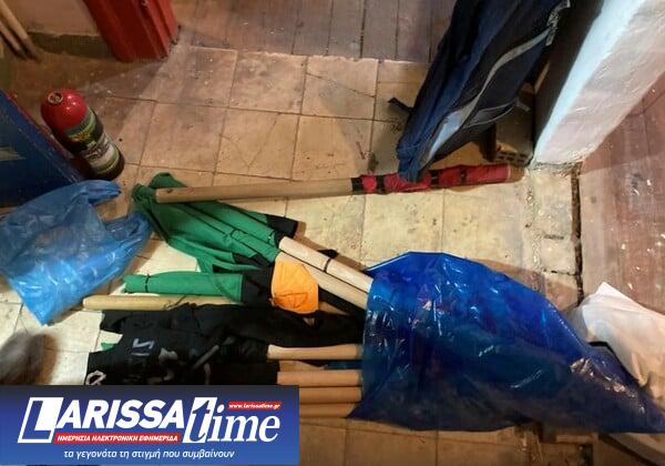 ΕΛΑΣ: Καρέ καρέ η στιγμή που η αστυνομία μπαίνει μέσα στις καταλήψεις σε Εξάρχεια και Άγιο Παντελεήμονα