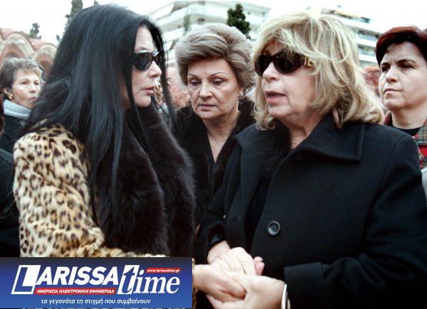 Η Δέσποινα Στυλιανοπούλου με τη Ζωζώ Σαπουτζάκη