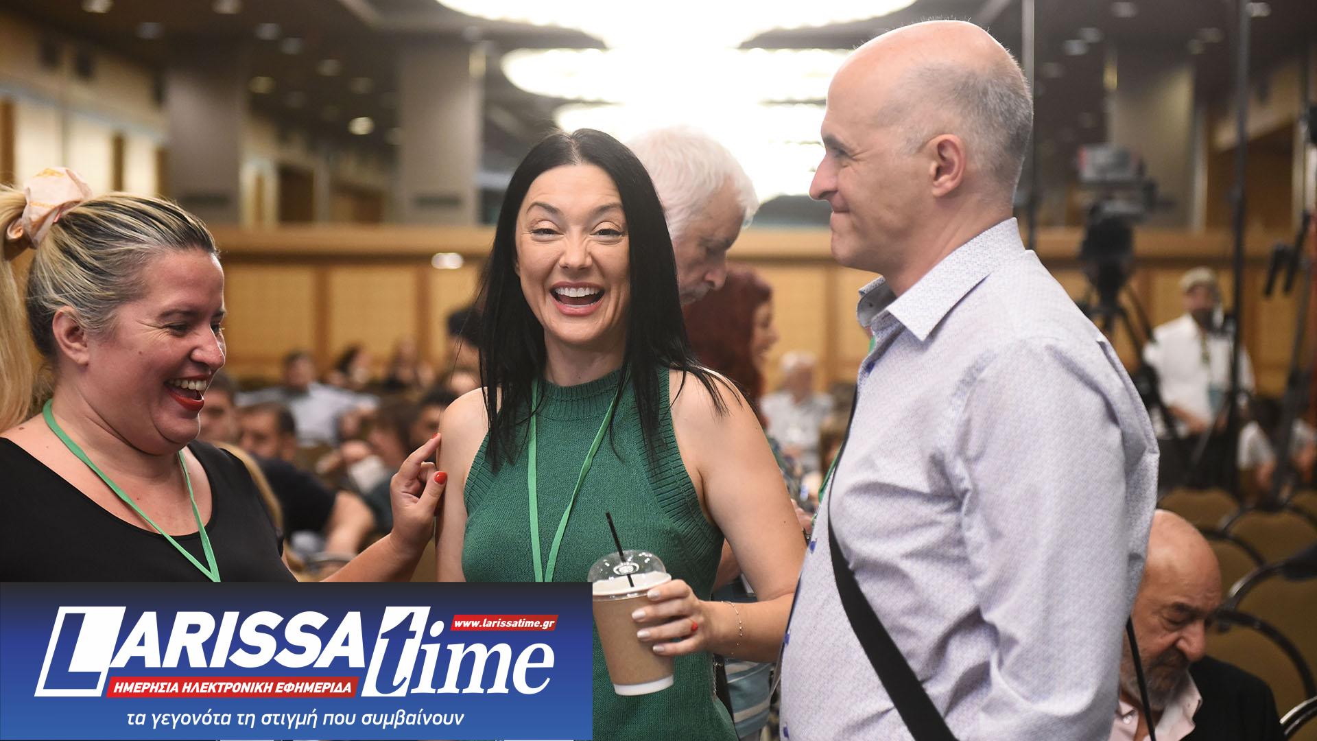 ΠΑΣΟΚ: Φωτογραφικά στιγμιότυπα από τη συνεδρίαση της Κ.Ε.-2