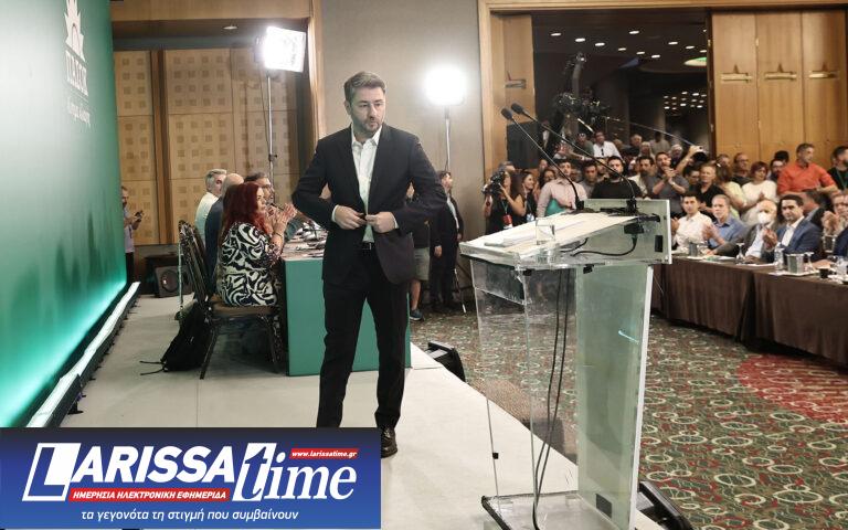 ΠΑΣΟΚ: Φωτογραφικά στιγμιότυπα από τη συνεδρίαση της Κ.Ε.