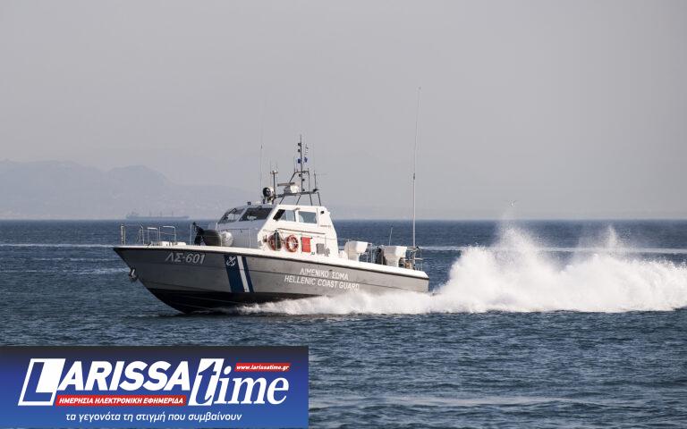 Ελληνική ακτοφυλακή για περιστατικό στη Ζουράφα: «Εντός των ελληνικών χωρικών υδάτων» το τουρκικό αλιευτικό