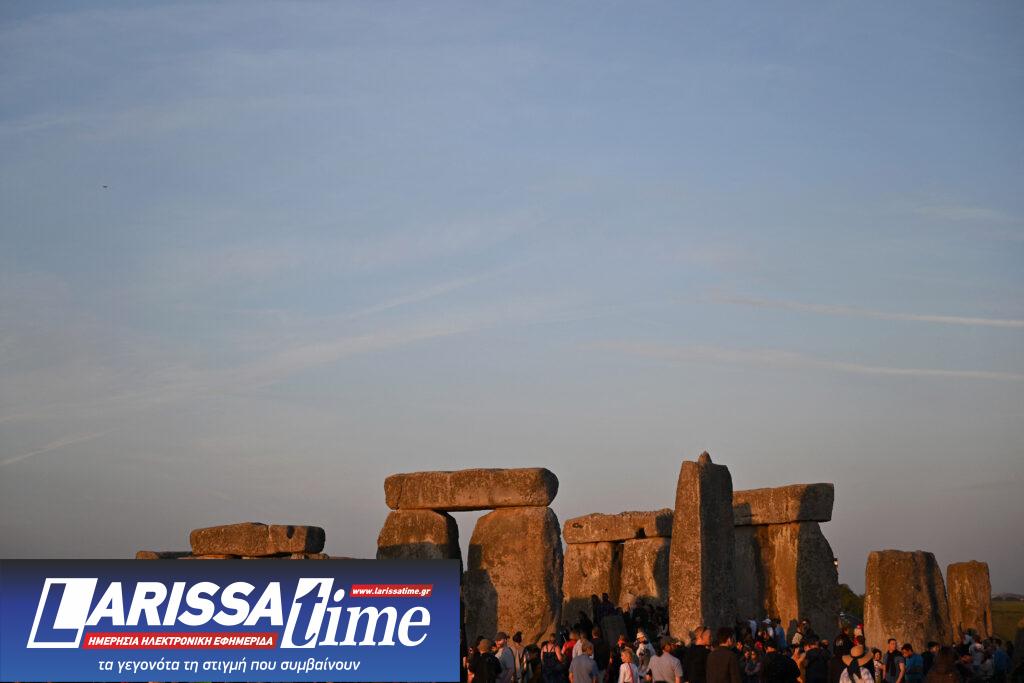 Στόουνχεντζ: Η πέτρα του βωμού ταξίδεψε 700 χιλιόμετρα από τη Σκωτία σύμφωνα με νέα μελέτη