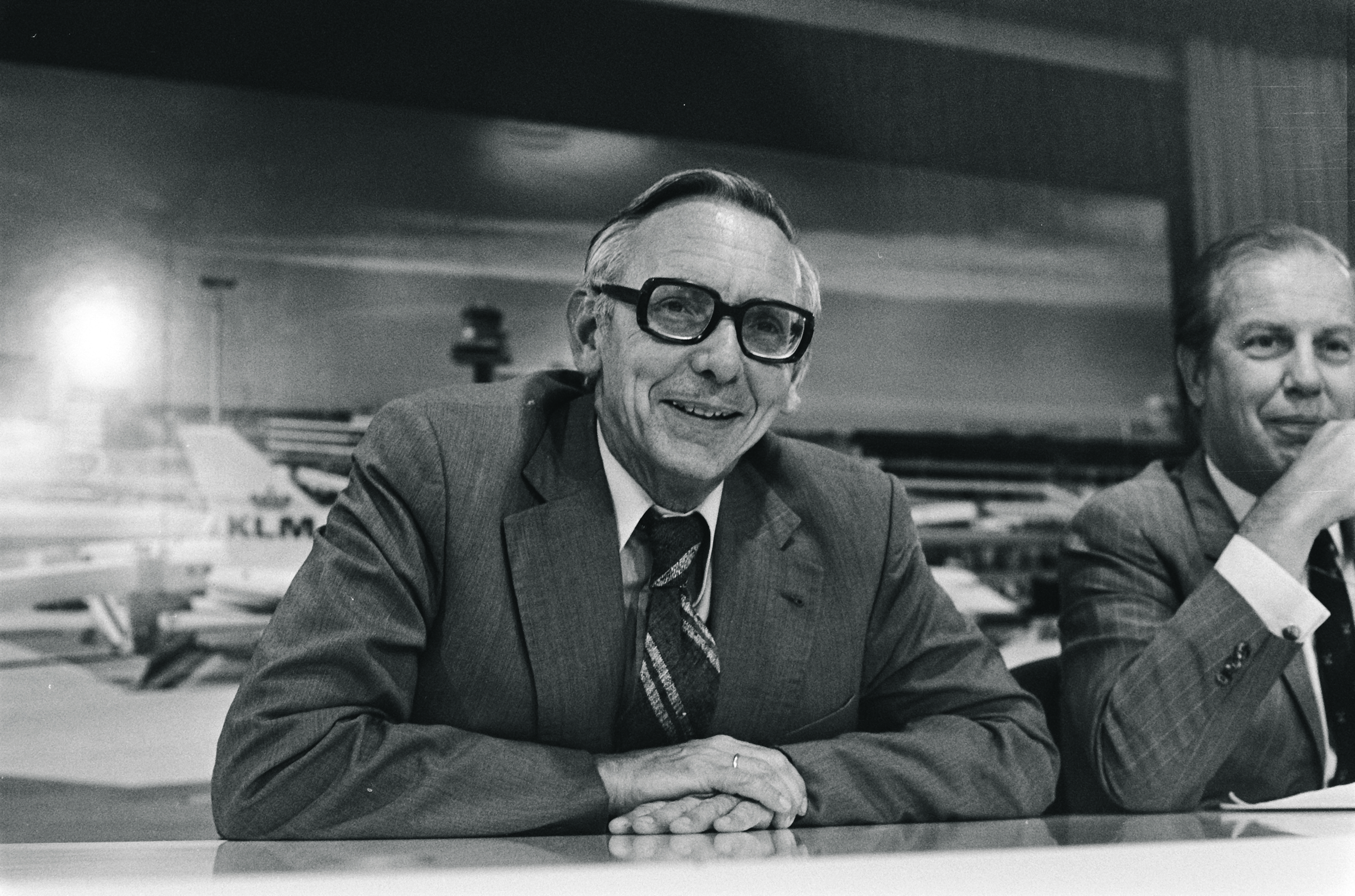 Μεταπολίτευση: Oι πρώτες μέρες-7