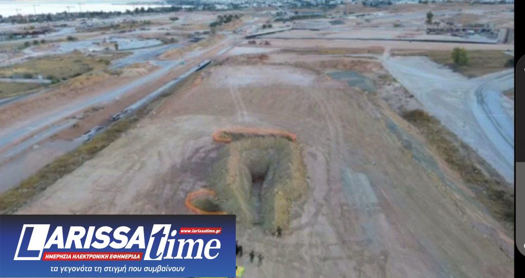 Το ανάχωμα που δημιουργήθηκε γύρω από τη βόμβα (InTime)