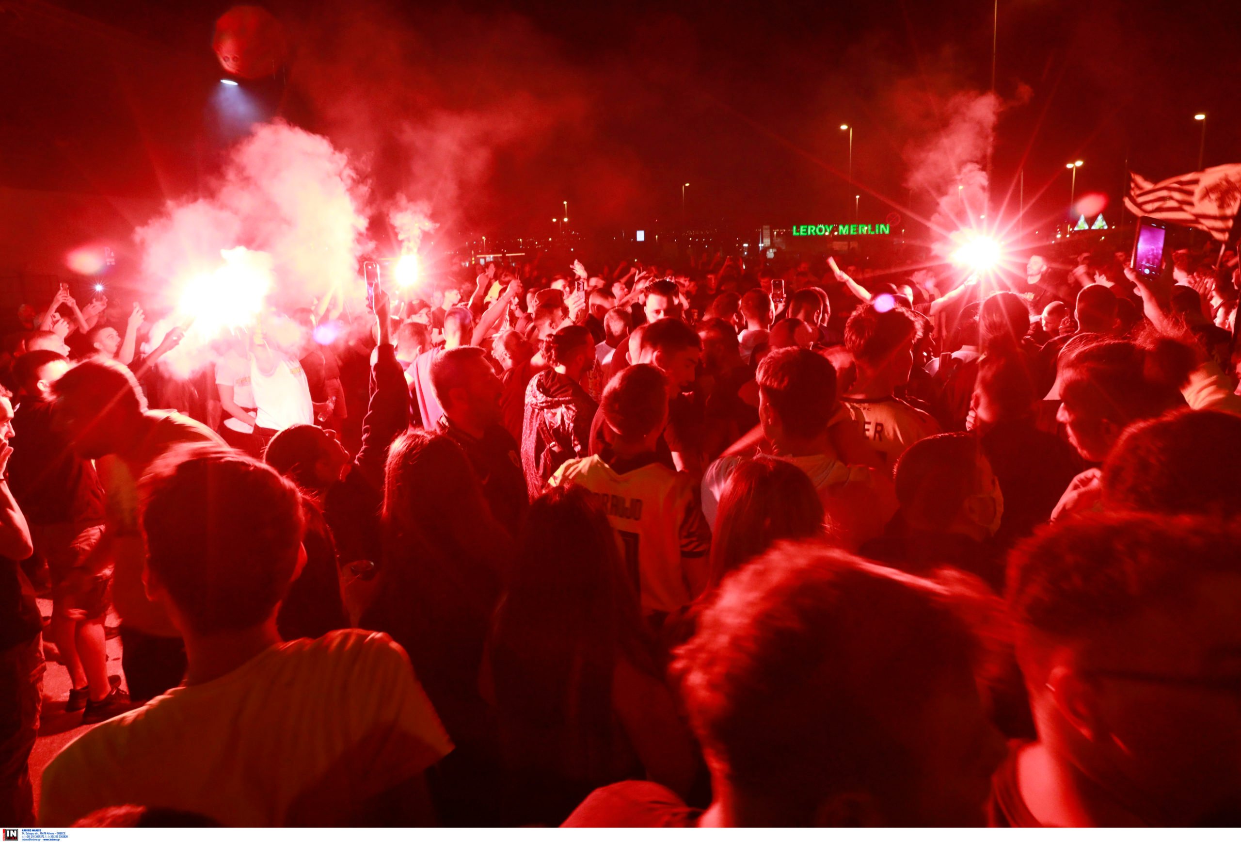 AEK,αεροδρόμιο 