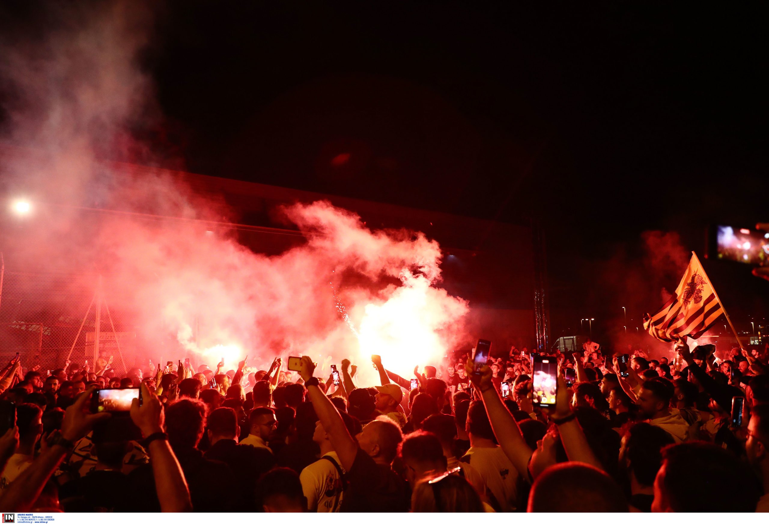 AEK,αεροδρόμιο 