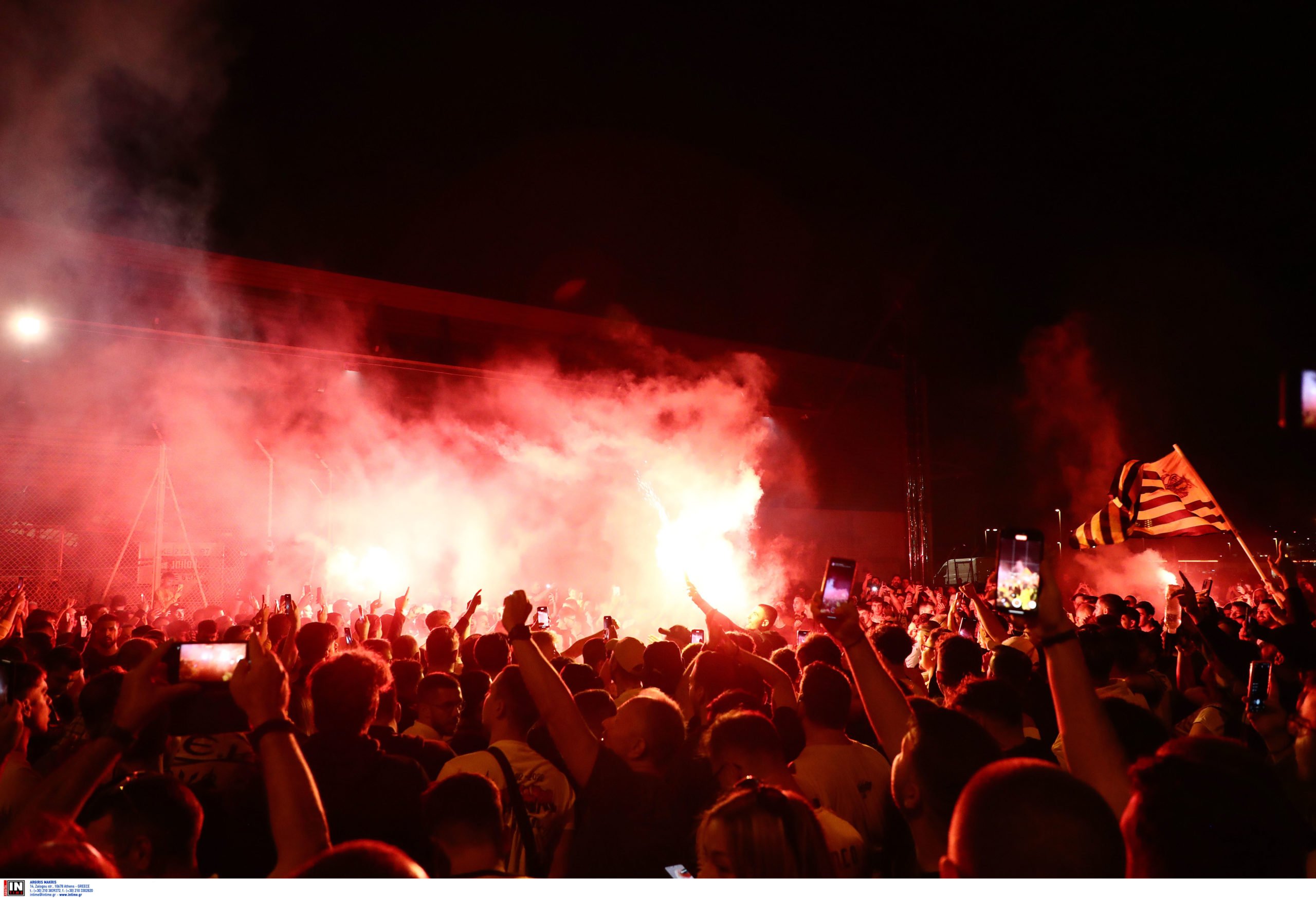 AEK,αεροδρόμιο 