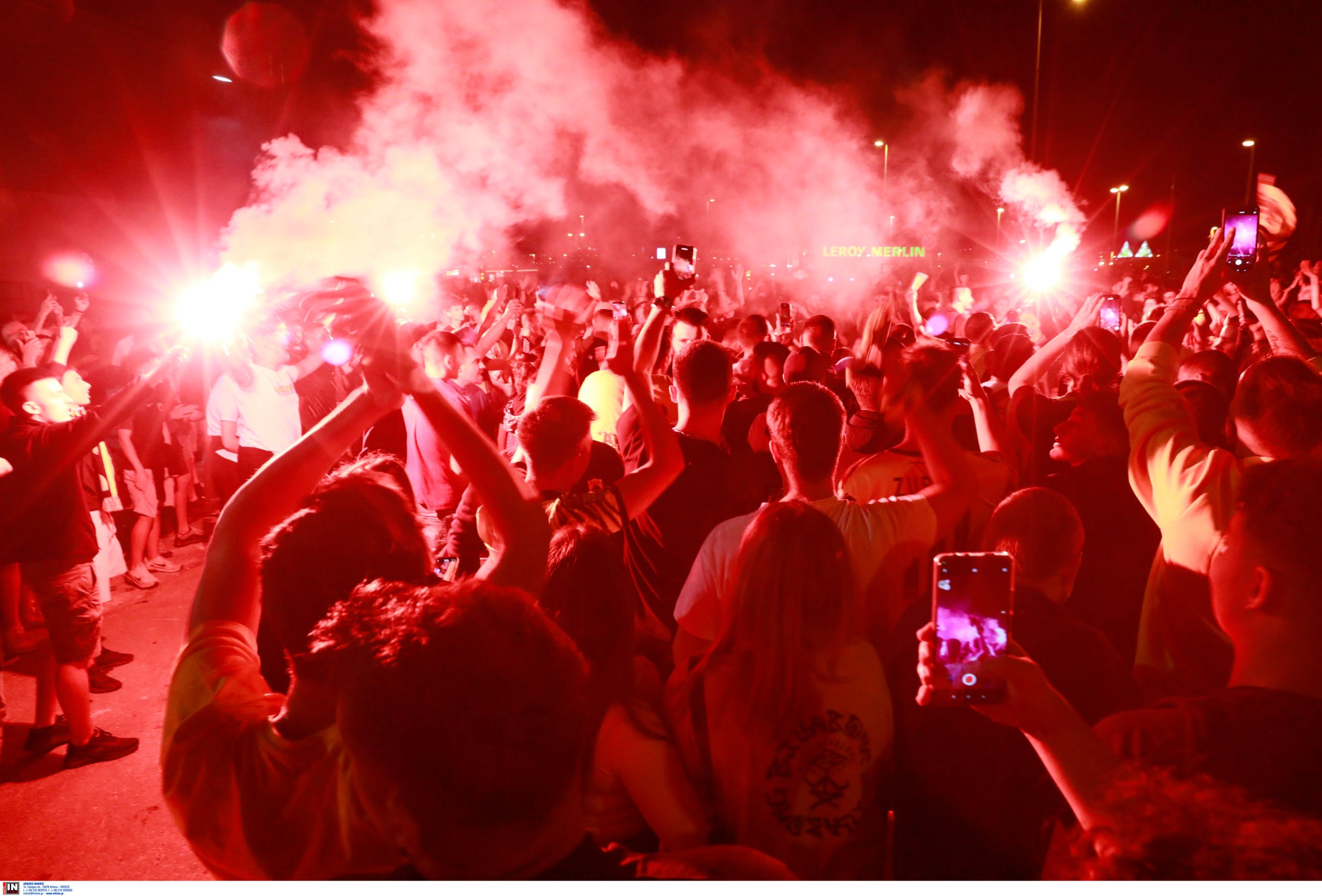 AEK,αεροδρόμιο 