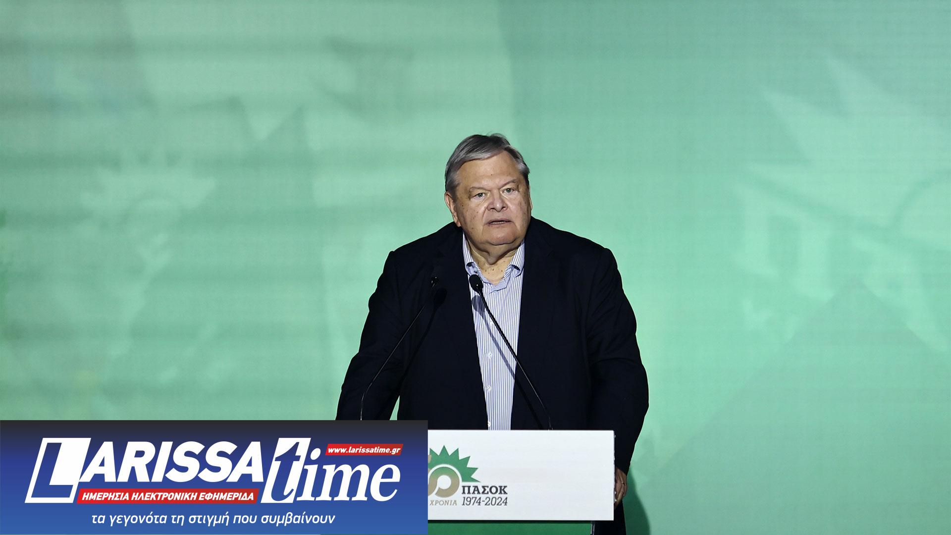 «Το ΠΑΣΟΚ είναι εδώ, ενωμένο, δυνατό»-3