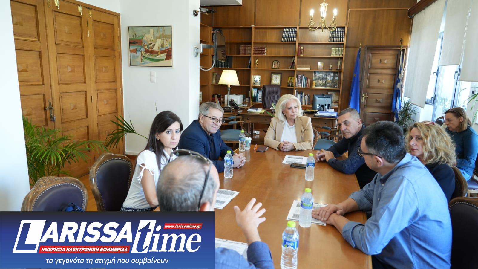 2.-ΦΩΤΟ-Συνάντηση-με-Δση-Νοσοκομείου-Βόλου Η Περιφέρεια Θεσσαλίας χρηματοδοτεί εξοπλισμό για το Γενικό Νοσοκομείο Βόλου