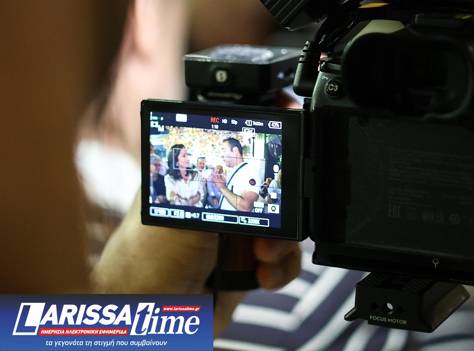 Ολα είναι δρόμος (και καφενεία)-10