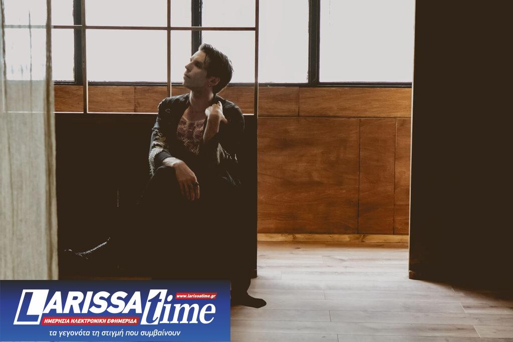 «Μάθε με να φεύγω» στο HOOD art space