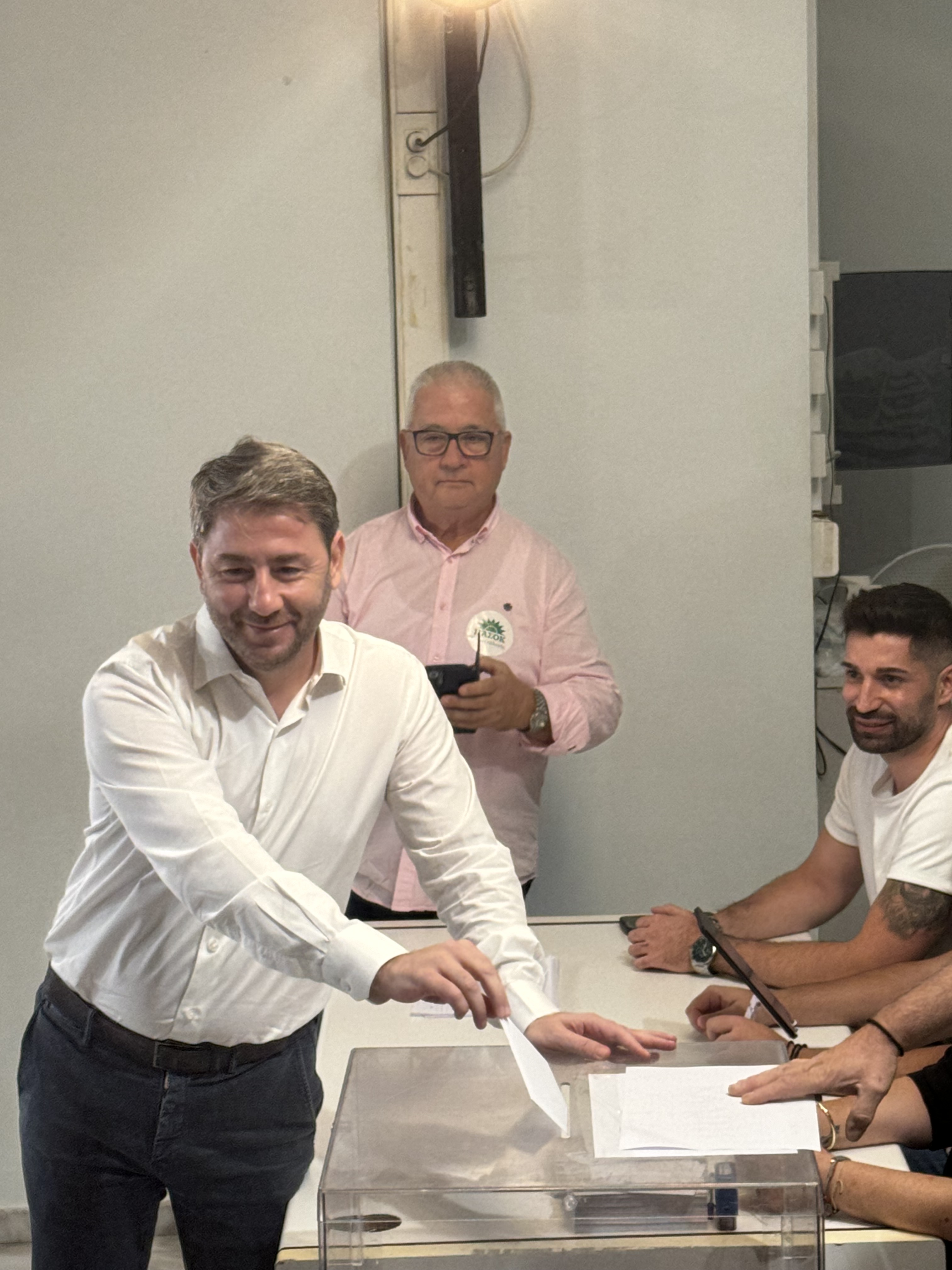 Από την παράδοση στην αλλαγή, μια κάλπη δρόμος-2