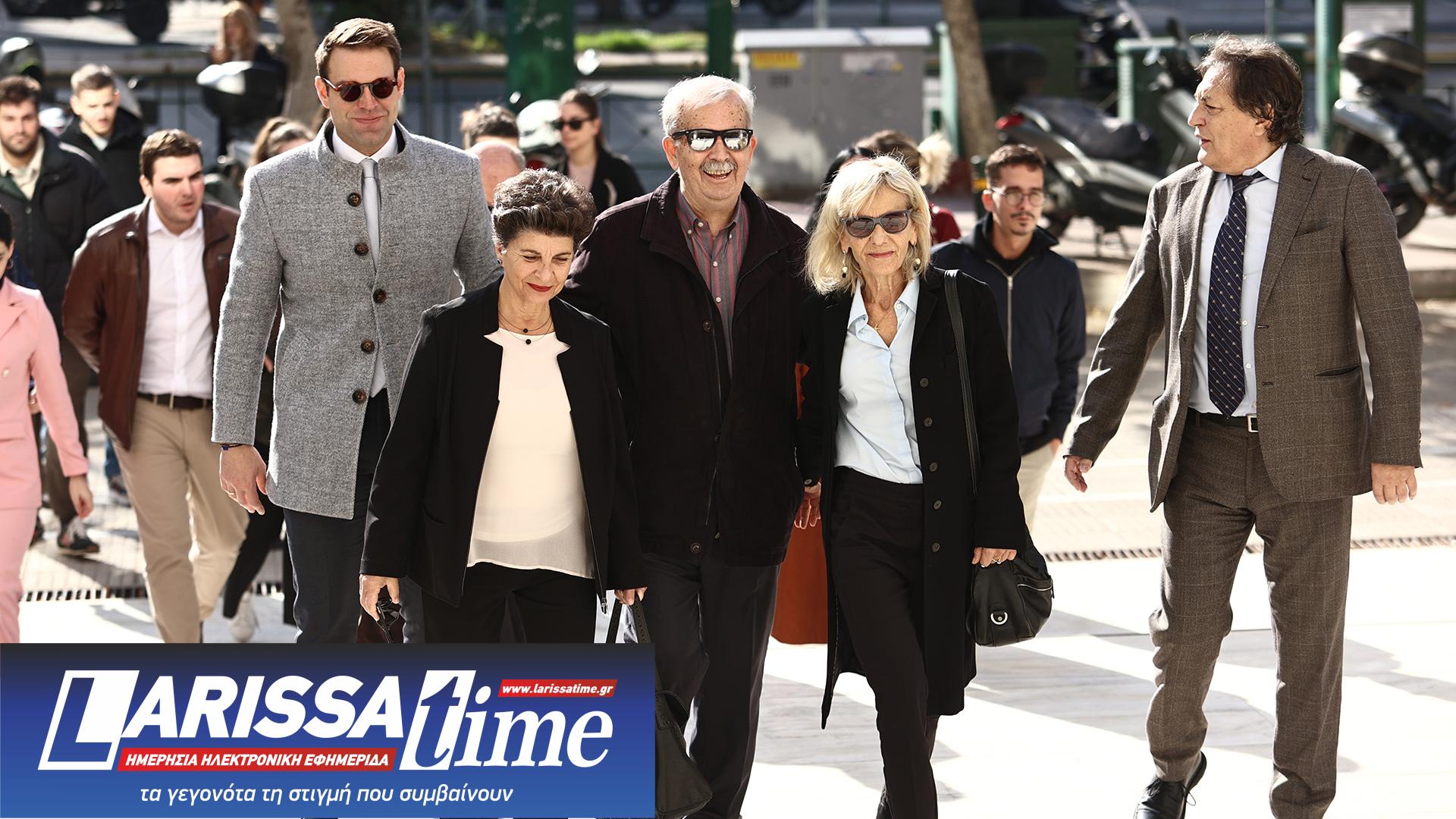 Στον Αρειο Πάγο ο Στ. Κασσελάκης – Κατέθεσε την ιδρυτική διακήρυξη του «Κινήματος Δημοκρατίας»-1