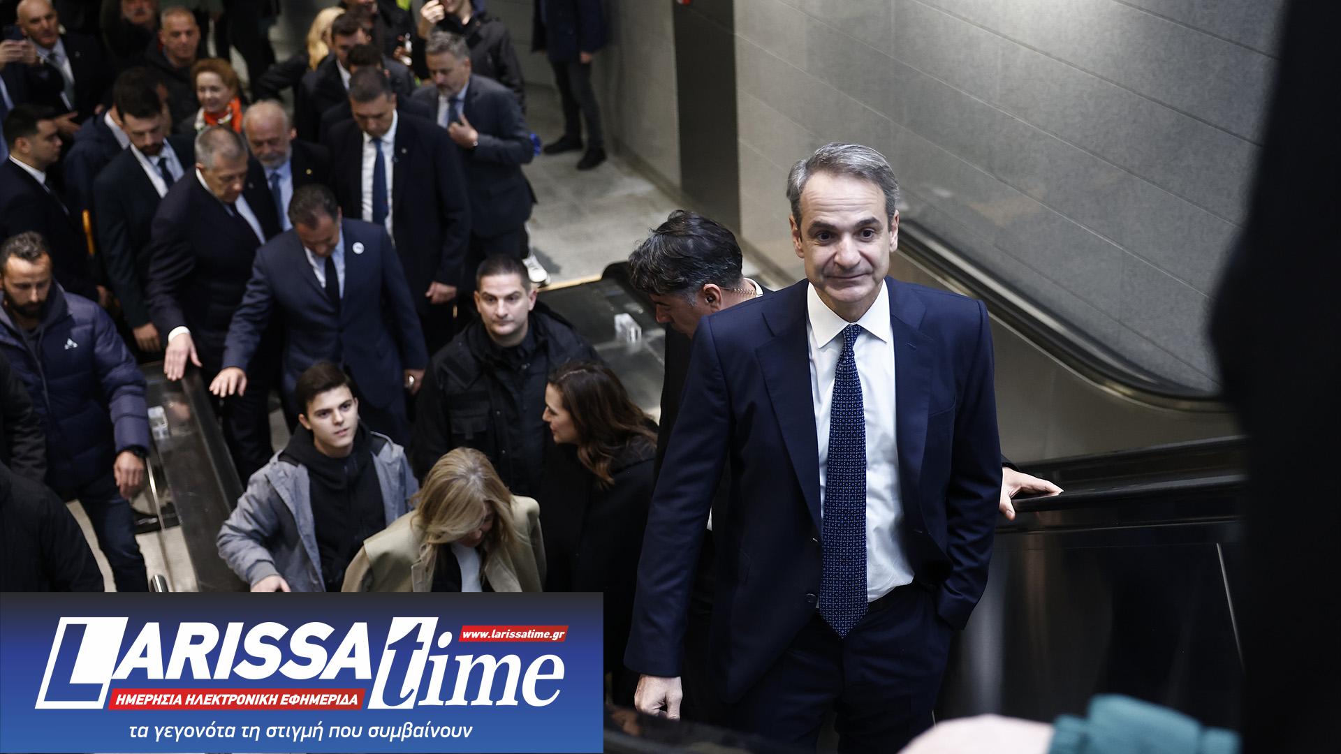 Μετρό Θεσσαλονίκης: Μητσοτάκης και Σακελλαροπούλου στο πρώτο δρομολόγιο [φωτογραφίες]-1