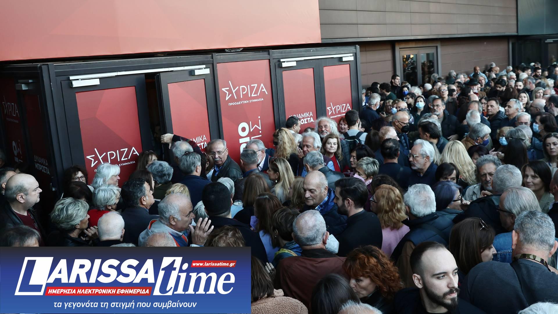 ΣΥΡΙΖΑ: Πολεμικό κλίμα και πλήθος κόσμου έξω από τον χώρο του συνεδρίου-11