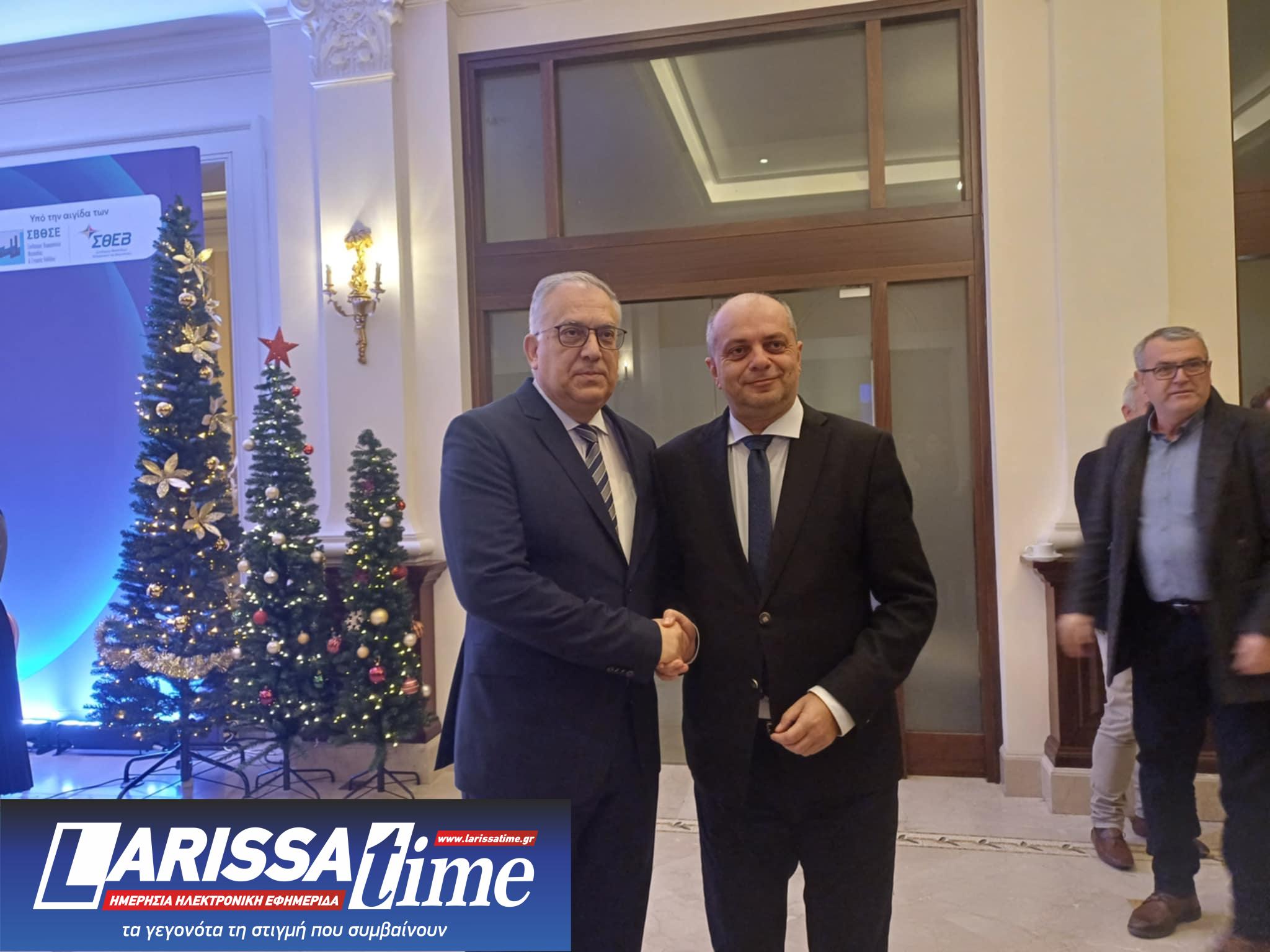 Θεοδωρικάκος από Λάρισα: Είμαστε δίπλα στις επιχειρήσεις και τους πολίτες της Θεσσαλίας