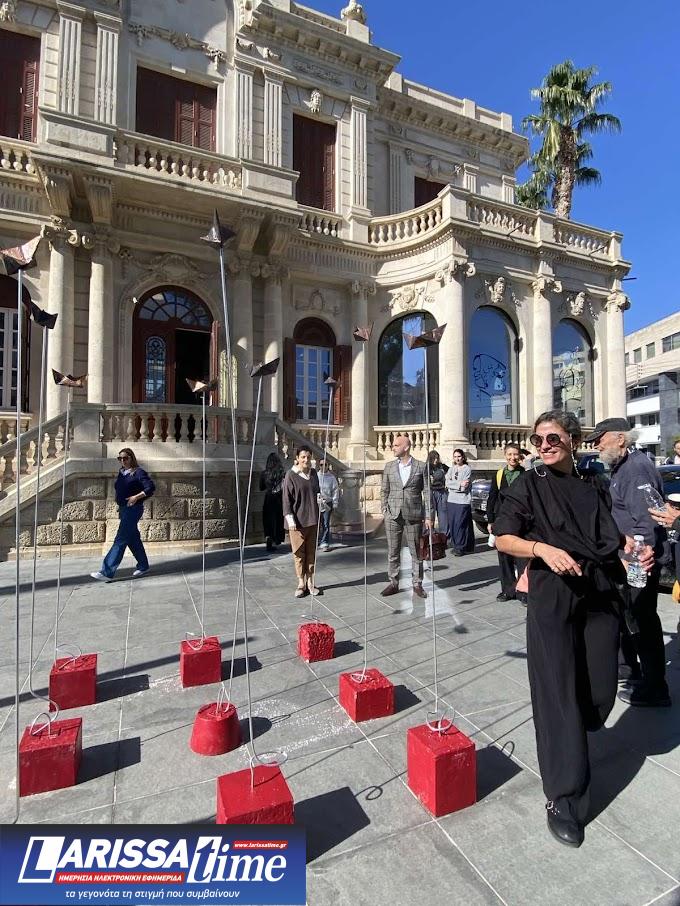 «Πρωτοσέλιδο» σε Αθήνα, Λεμεσό και Βιέννη