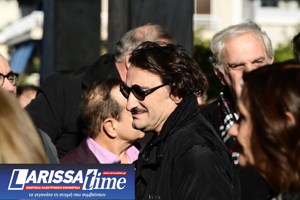 To τελευταίο αντίο από συγγενείς και φίλους στον ηθοποιό Δημήτρη Ήμελλο