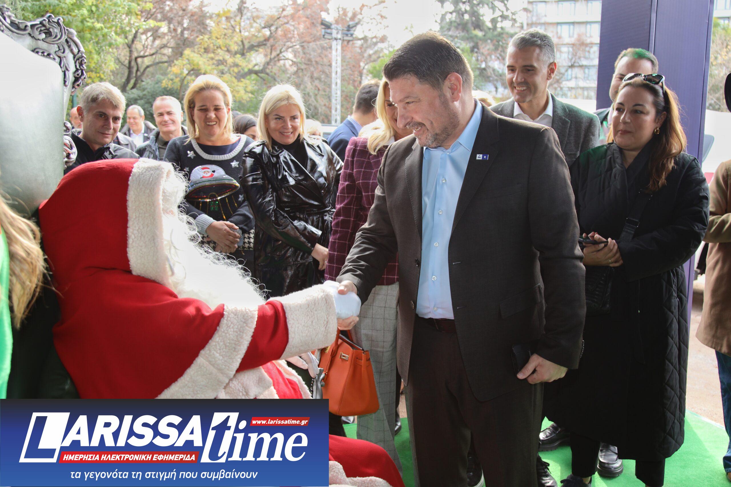 Ανοίγει τις πόρτες του το Χριστουγεννιάτικο Χωριό της Περιφέρειας Αττικής στο Πεδίον του Άρεως