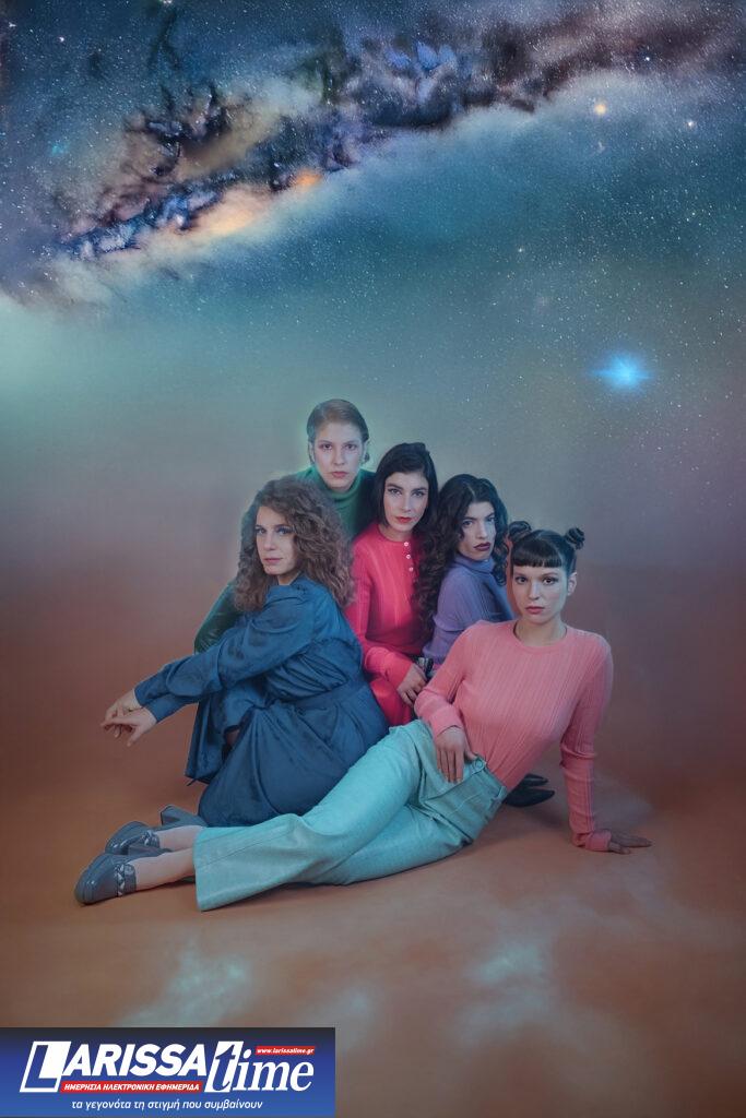 «Στην κορυφή του κόσμου, εκεί να με πας» στο θέατρο «Αργώ» – Πρεμιέρα στις 31 Ιανουαρίου