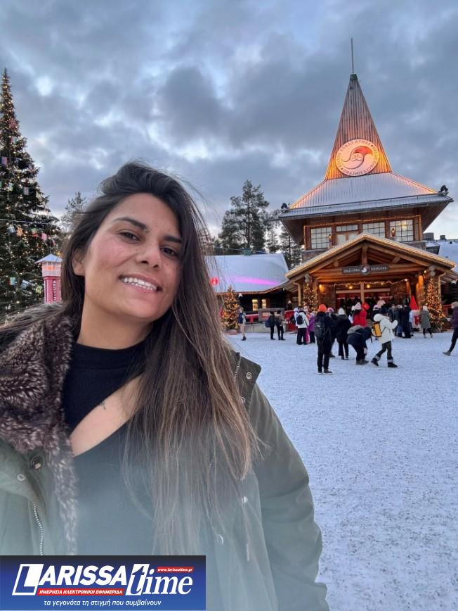 Η Ελένη Τσάμη στο χωριό του Άγιου Βασίλη στο Ροβανιέμι