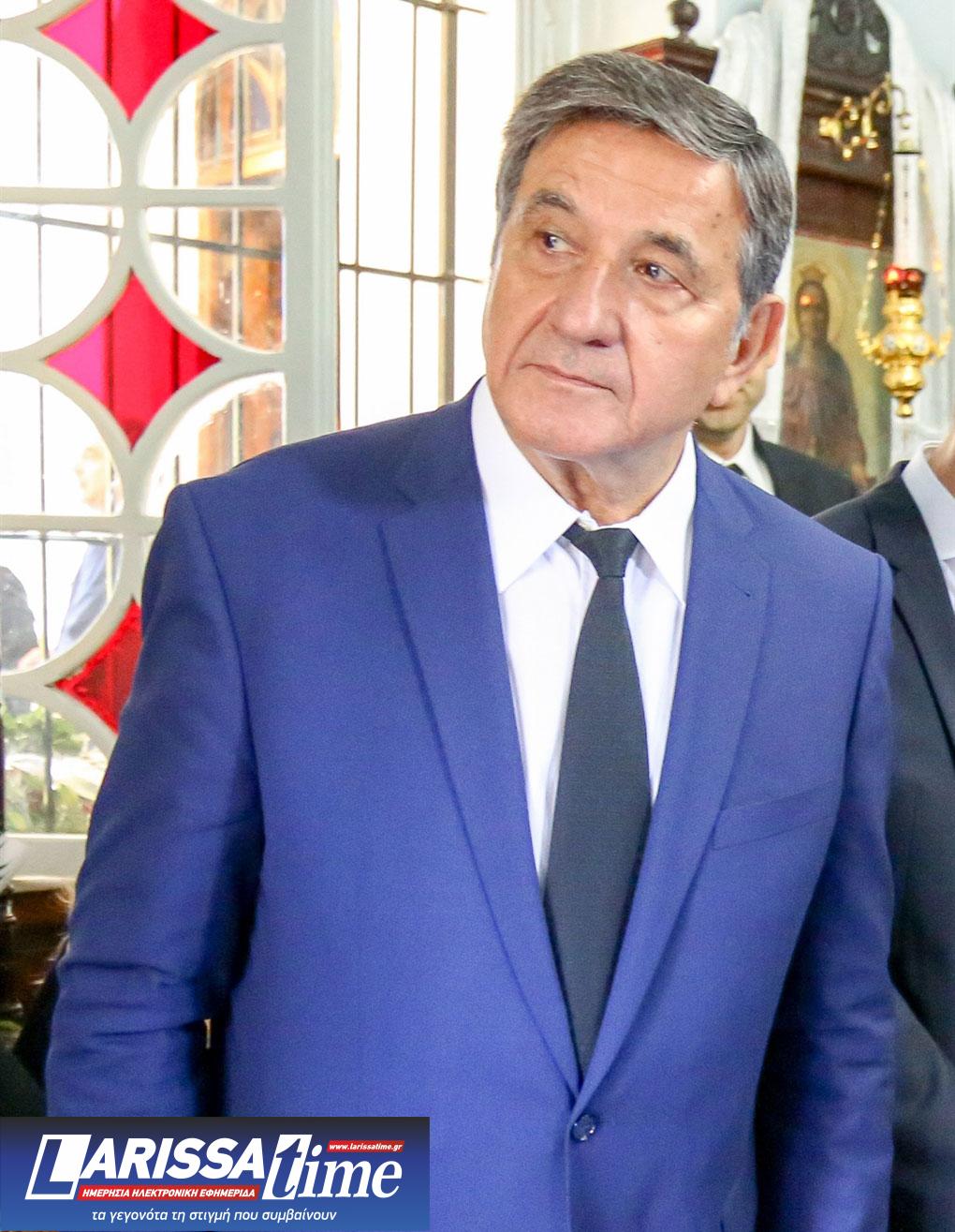 Θεωρείο: Η ερμηνεία του υπουργού-1