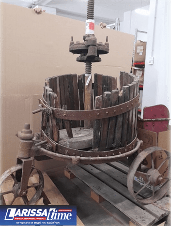 ΥΠΠΟ: Με ταχείς ρυθμούς εξελίσσονται οι εργασίες για την δημιουργία της έκθεσης, στο κτήριο του Νέου Βουστασίου, στο Τατόι