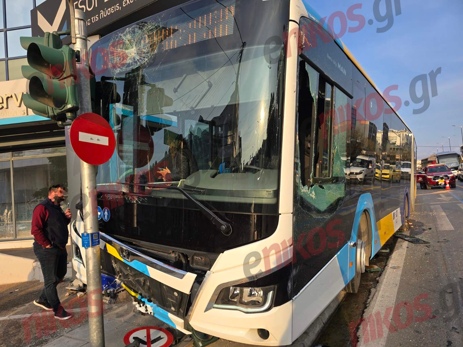 Μεσογείων, Τροχαίο, Λεωφορείο