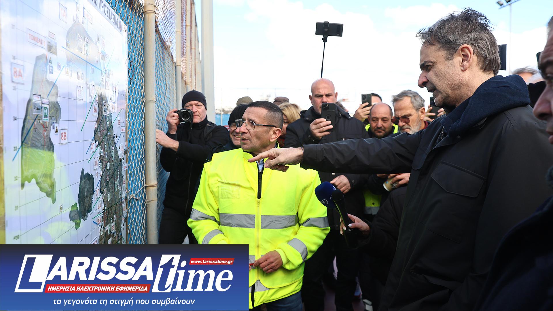 Στη Σαντορίνη ο Κυριάκος Μητσοτάκης – «Συνιστώ ψυχραιμία στους κατοίκους»-7