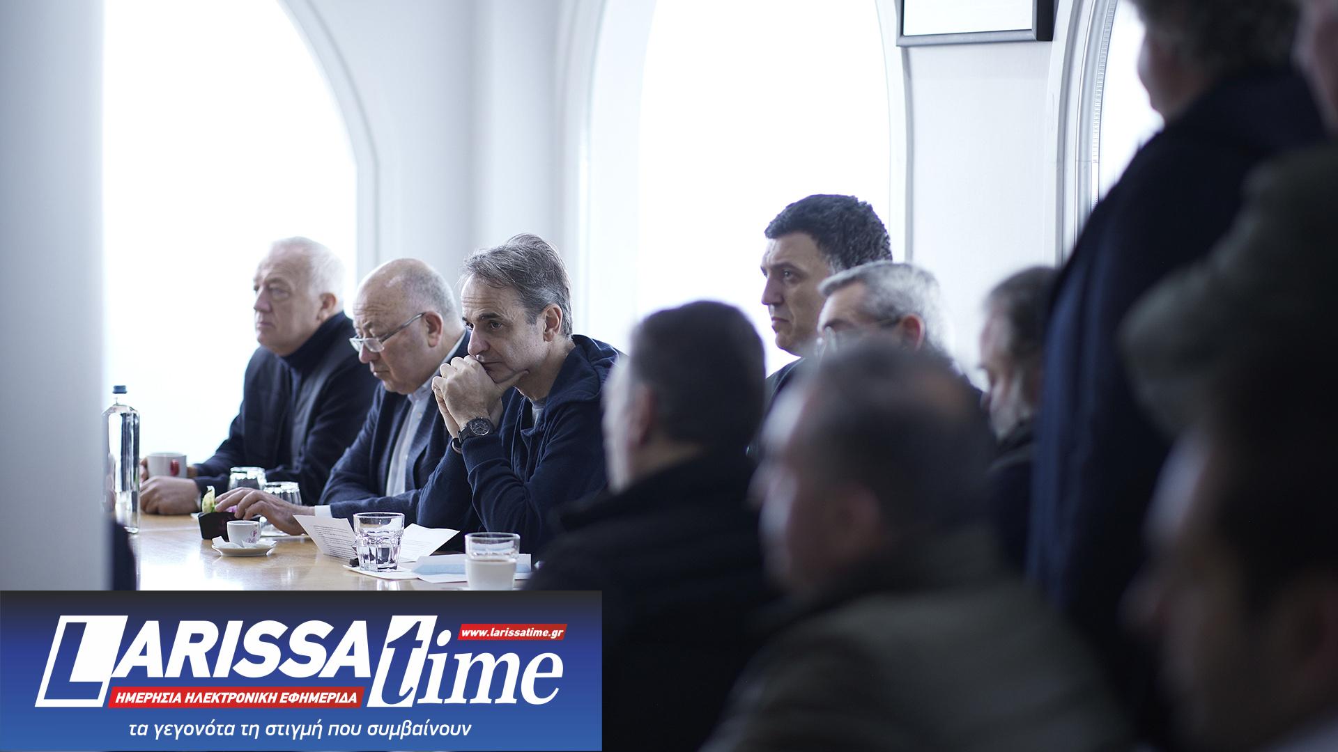 Στη Σαντορίνη ο Κυριάκος Μητσοτάκης – «Συνιστώ ψυχραιμία στους κατοίκους»-1